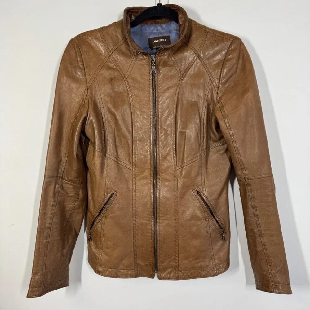 Sold - Picture 2 of 16